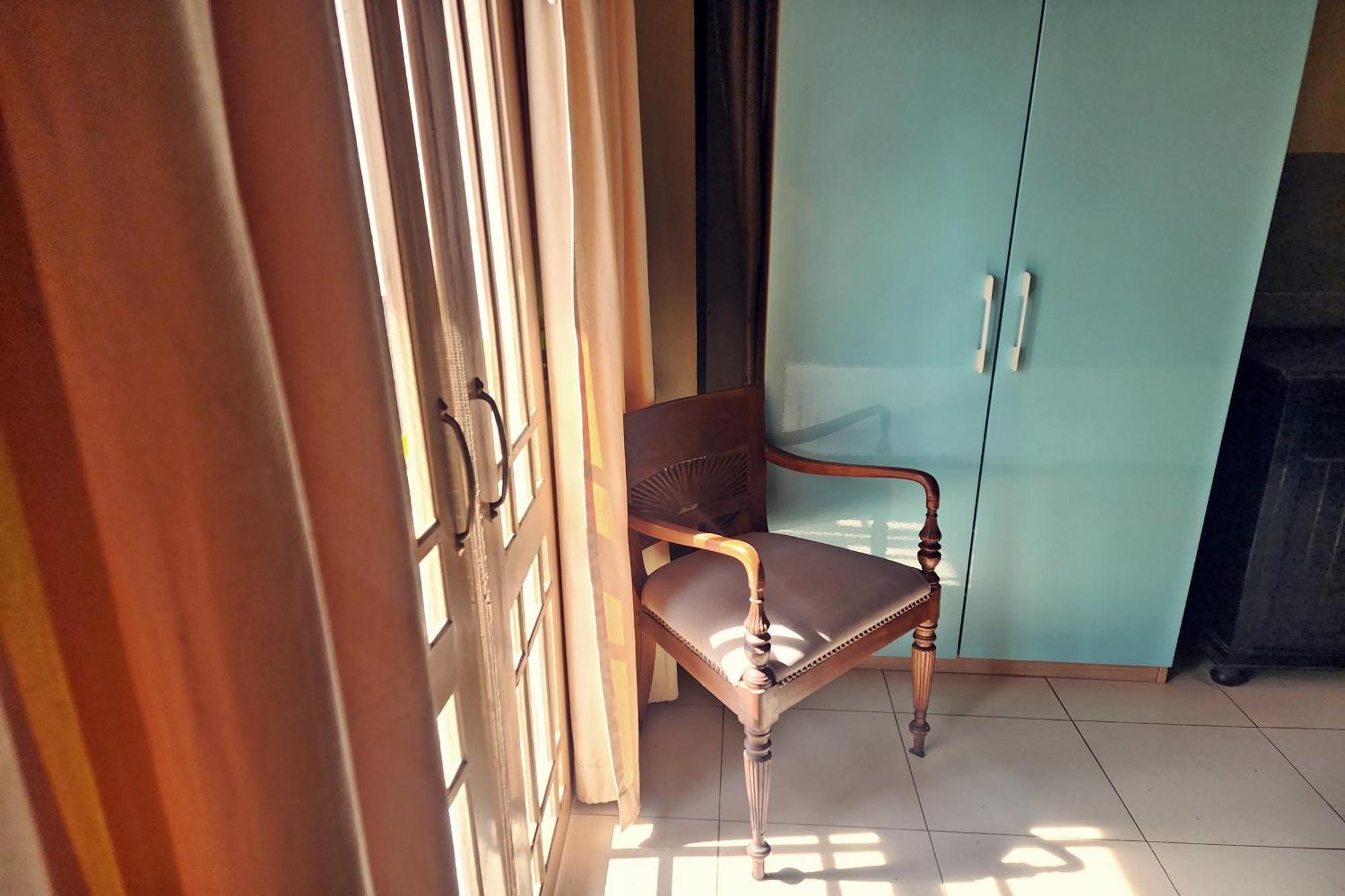 Baan Nara 15 Khách sạn 3*